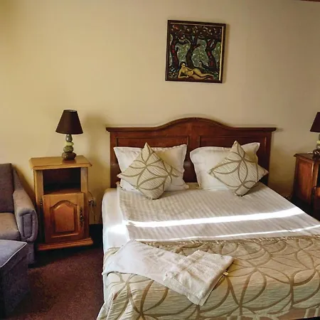 Five-bedroom Holiday In Βάρνα