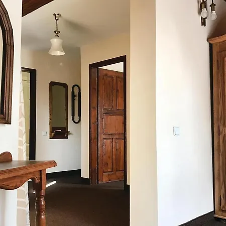 Five-bedroom Holiday In Βάρνα