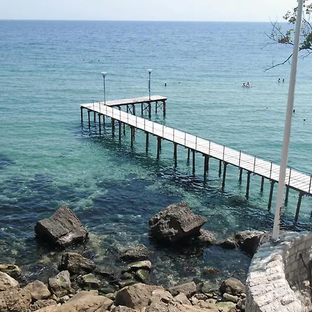 Σπίτι διακοπών Five-bedroom Holiday In *